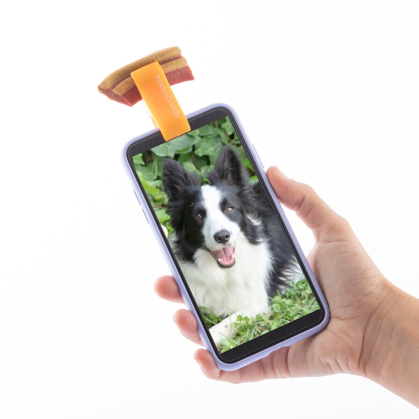 Innovagoods Pefie Clip de Selfies para Mascotas - Silicona Flexible - Firme Sujecion - Ligero y Comp